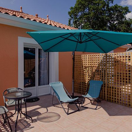 Saint-Doulchard Villa Des Chenes-Adult Only מראה חיצוני תמונה
